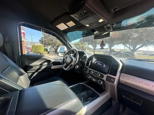 2022 WHITE FORD F-550 Sales Units