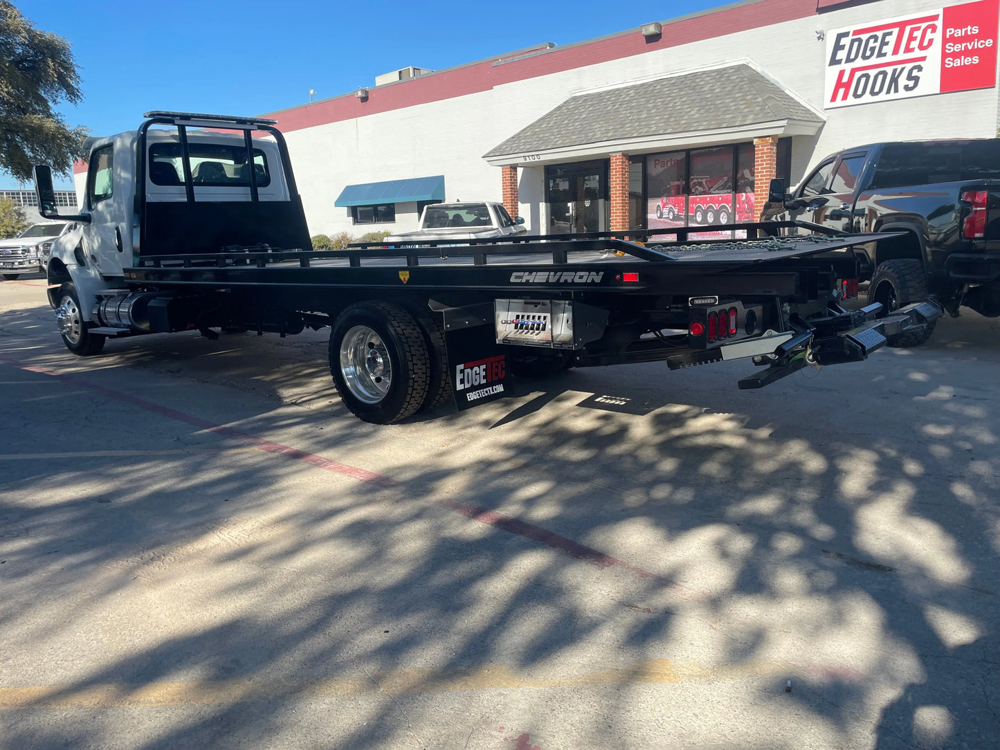 2026 International MV Regular cab Chevron Loadrite Sales Units