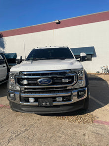 2022 WHITE FORD F-550 Sales Units