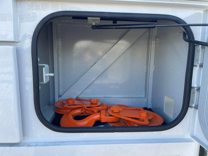 2026 Peterbilt 589 w/ Century 9055 Sales Units