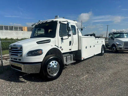 2027 Freightliner M2 Ext w/Century 4024