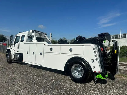 2027 Freightliner M2 Ext w/Century 4024