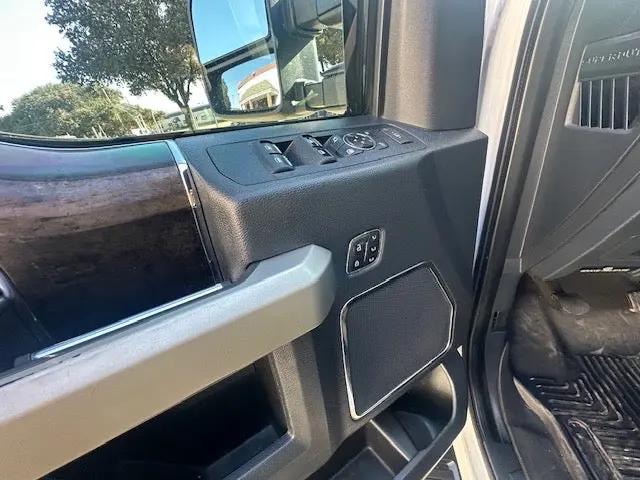 2022 WHITE FORD F-550 Sales Units