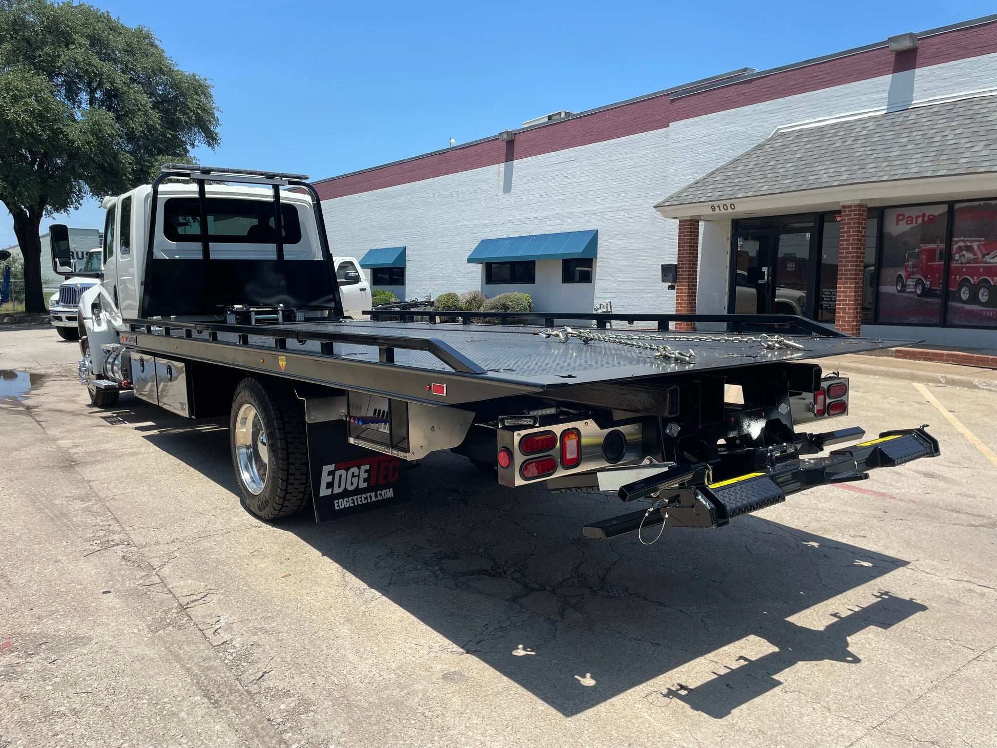 2026 International MX Extended Cab Century 16 Series LCG Sales Units