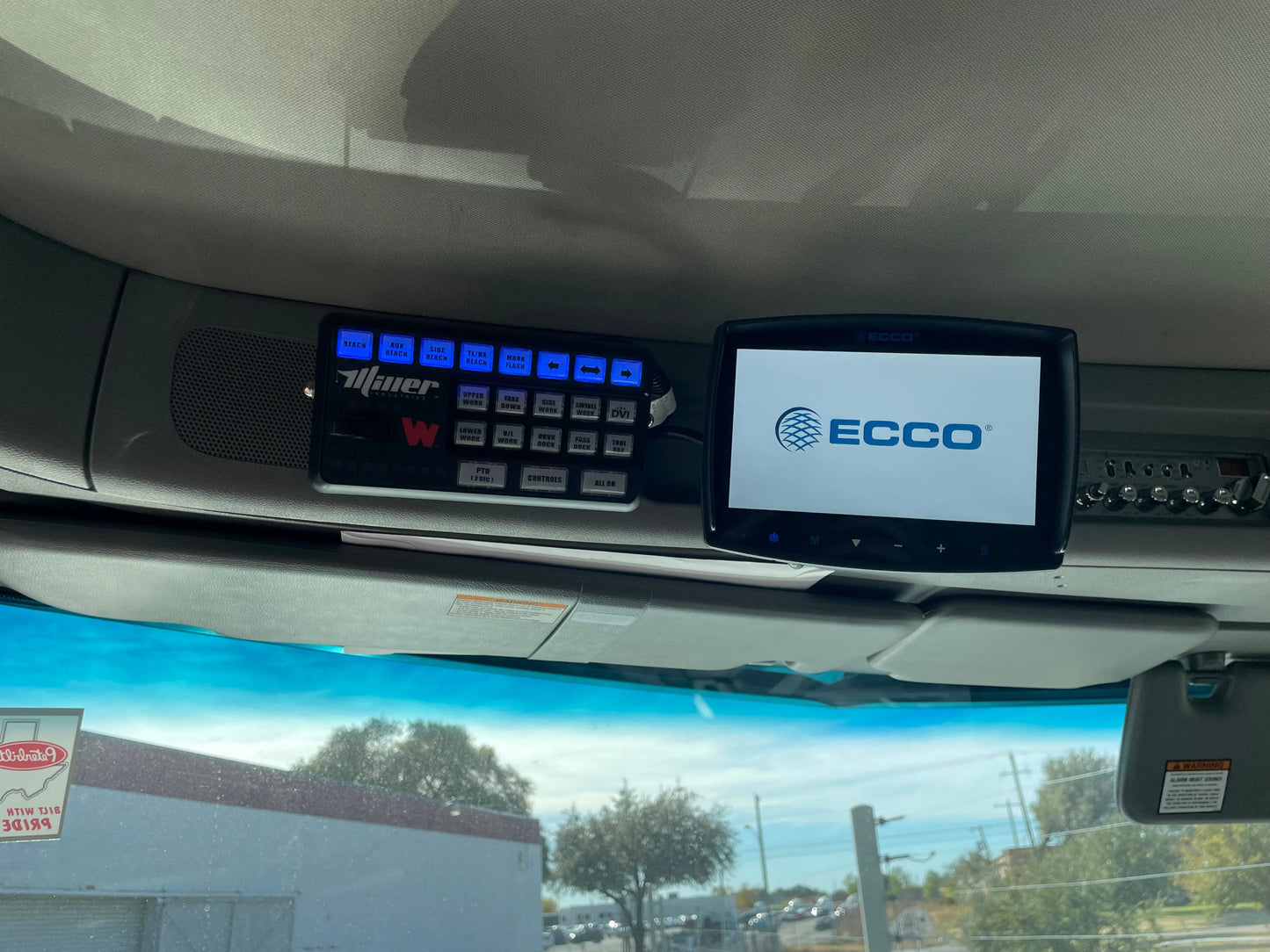 2026 Peterbilt 589 w/ Century 9055 Sales Units