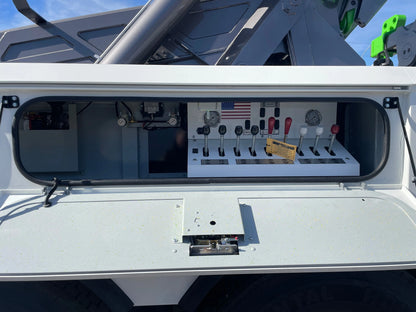 2026 Peterbilt 589 w/ Century 9055 Sales Units