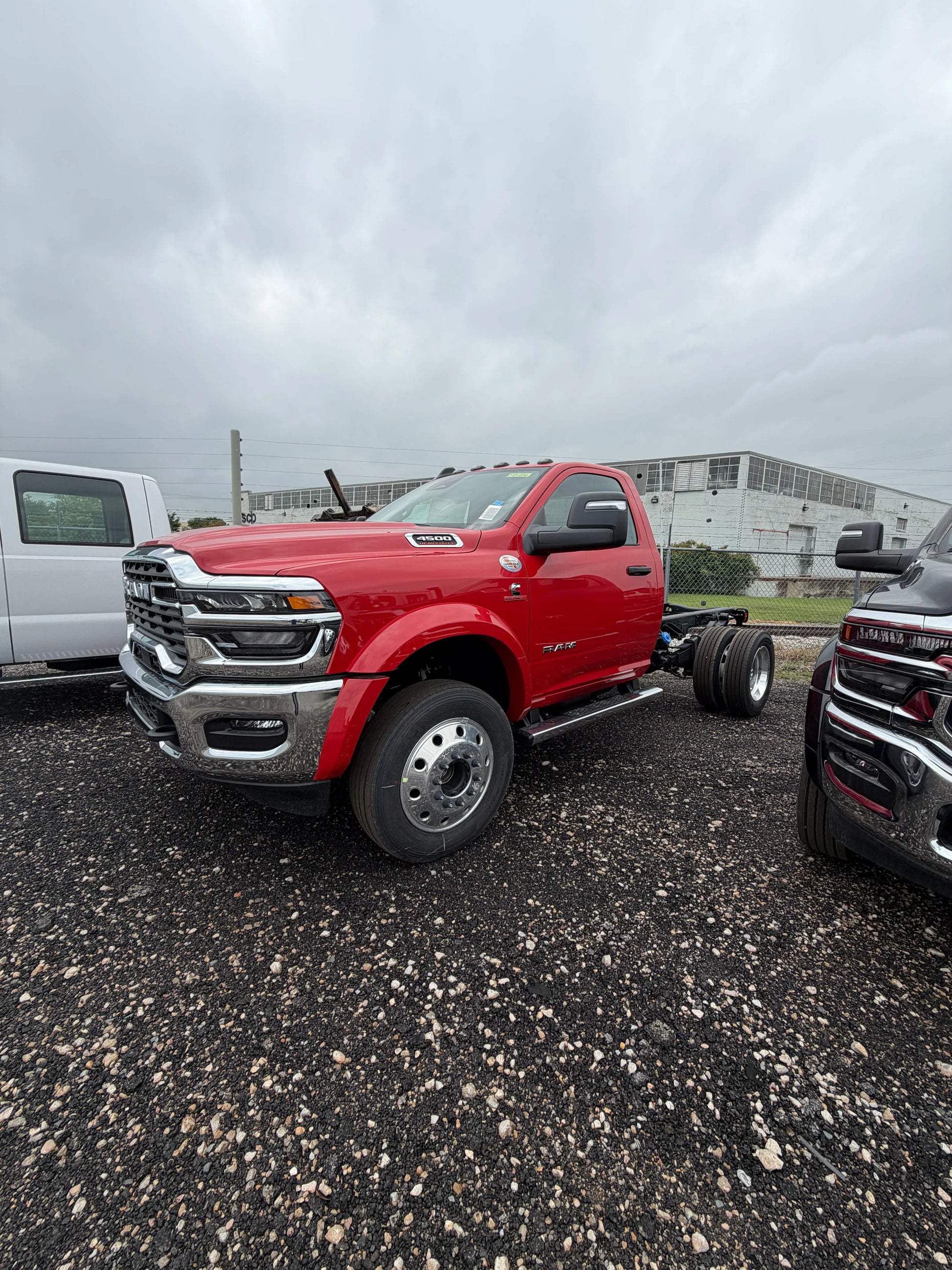 2026 Ram 4500 Bighorn 2wd w/ Century 300 Express Gen 2 EdgeTec - Hooks