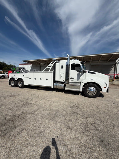 2027 Kenworth T880 w/Century 5130