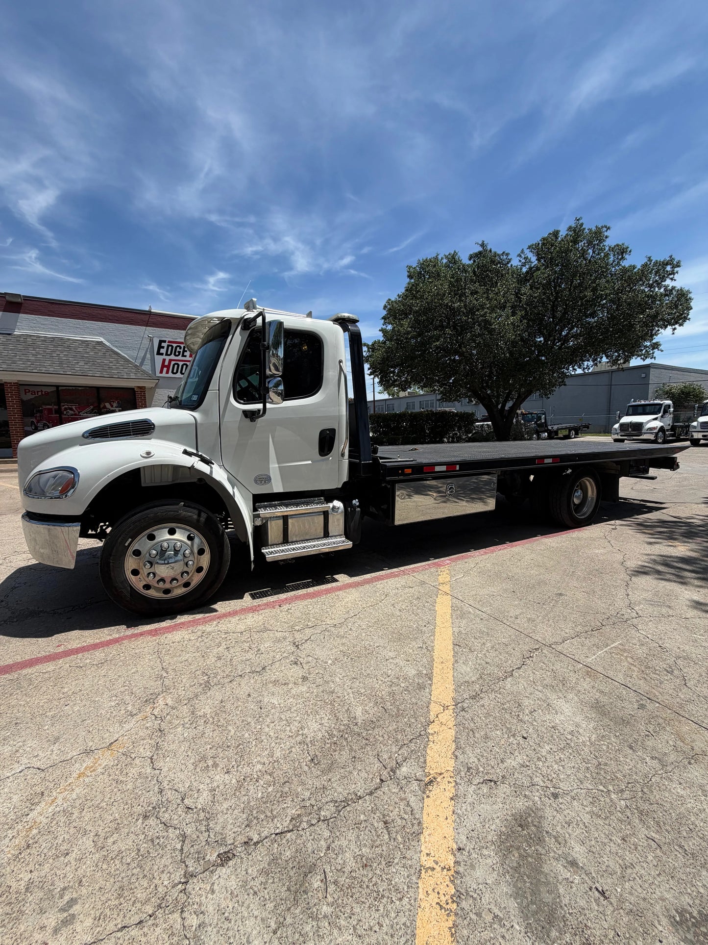 2022 Freightliner M2 w/Chevron 12 Series