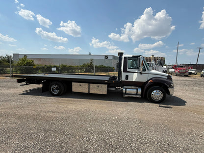 2012 International 4300 w/ Vulcan 12 Series Carrier