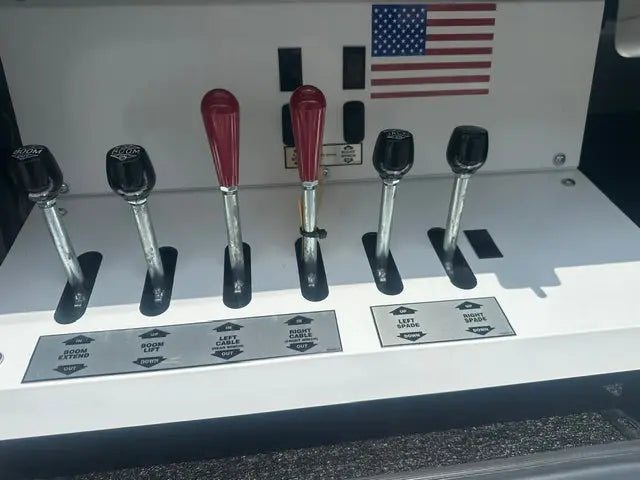 2027 Kenworth T880 w/ Century 5130