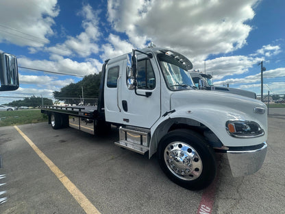 2027 Freightliner M2 Ext w/Century 16 Series 24'