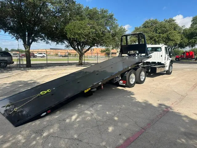 2027 Freightliner M2 w/ Century 20 Series Carrier