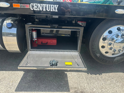 Kenworth T880 w/ Century 30 Series Carrier