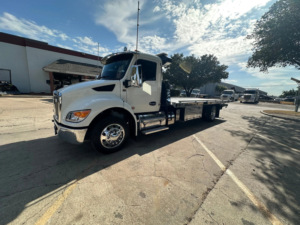 2025 Kenworth T280 w/ NRC 20TB Carrier