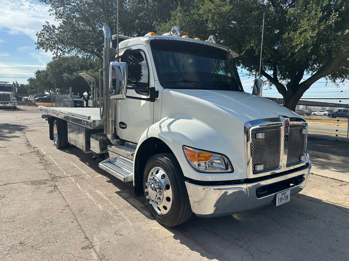 2025 Kenworth T280 w/ NRC 20TB Carrier