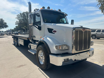 2021 Peterbilt w/ Century 30 Series Carrier