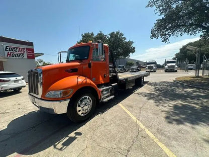 2018 Peterbilt 337 w/ Xtreme EZ Loader Deck