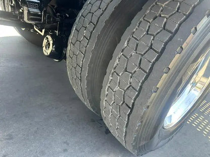 2018 Peterbilt 337 w/ Xtreme EZ Loader Deck