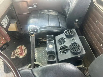 1974 White Constructor w/ Century 40 Series Carrier