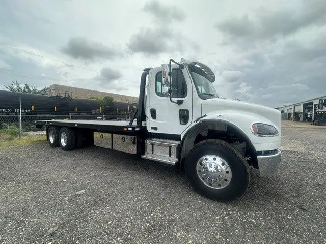 2027 Freightliner M2 w/ Century 20 Series Carrier