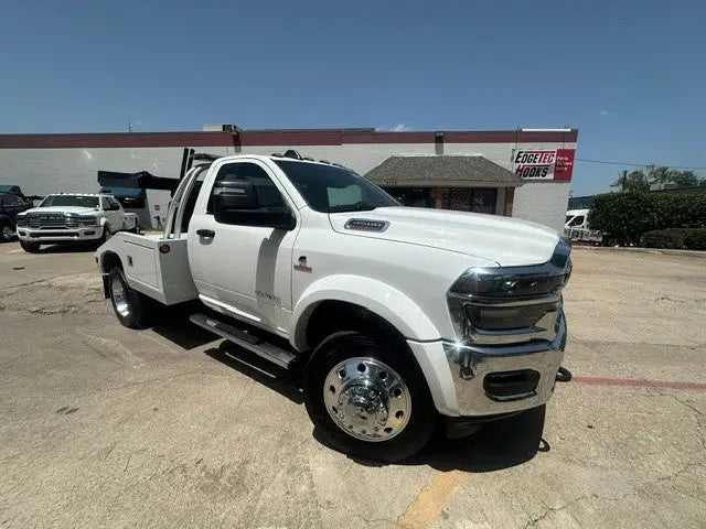 2026 Ram 4500 Bighorn 2wd w/Century 300