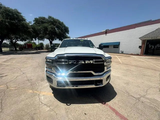 2026 Ram 4500 Bighorn 2wd w/Century 300
