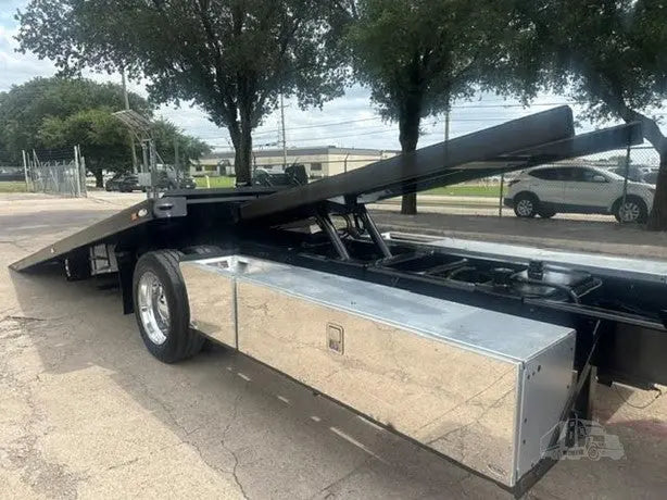 2022 Freightliner M2 w/Chevron 12 Series