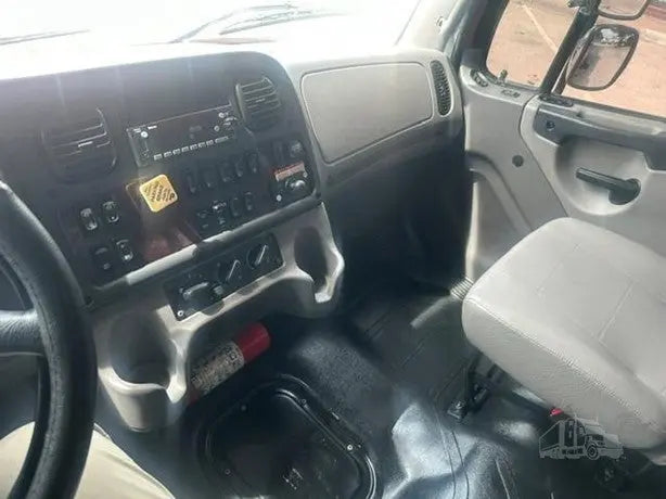 2022 Freightliner M2 w/Chevron 12 Series